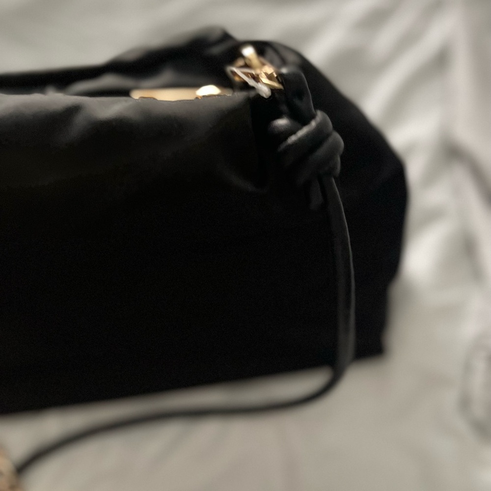 Elegant Black Women's Bag